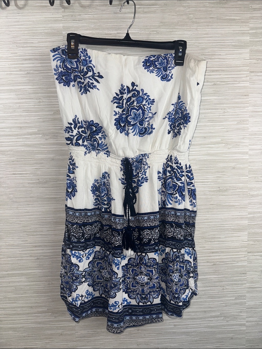Xhilaration strapless L dress